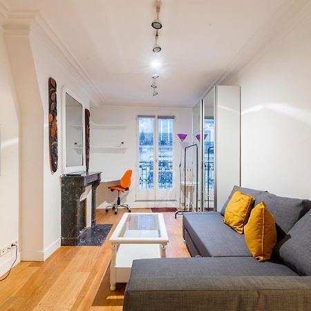 Luxurious 1 Bedroom Tour Eiffel Saint Dominique Free Netflix Paris Eksteriør billede